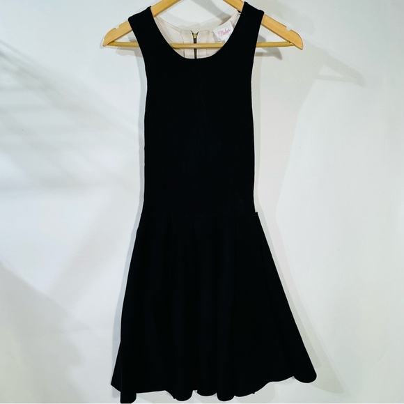 New Parker Black White Sleeveless Midi Skater Dress - Picture 1 of 4